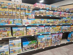 Living Waters Book & Toy: A Beacon of Faith, Family, and Fun in Southern Ontario